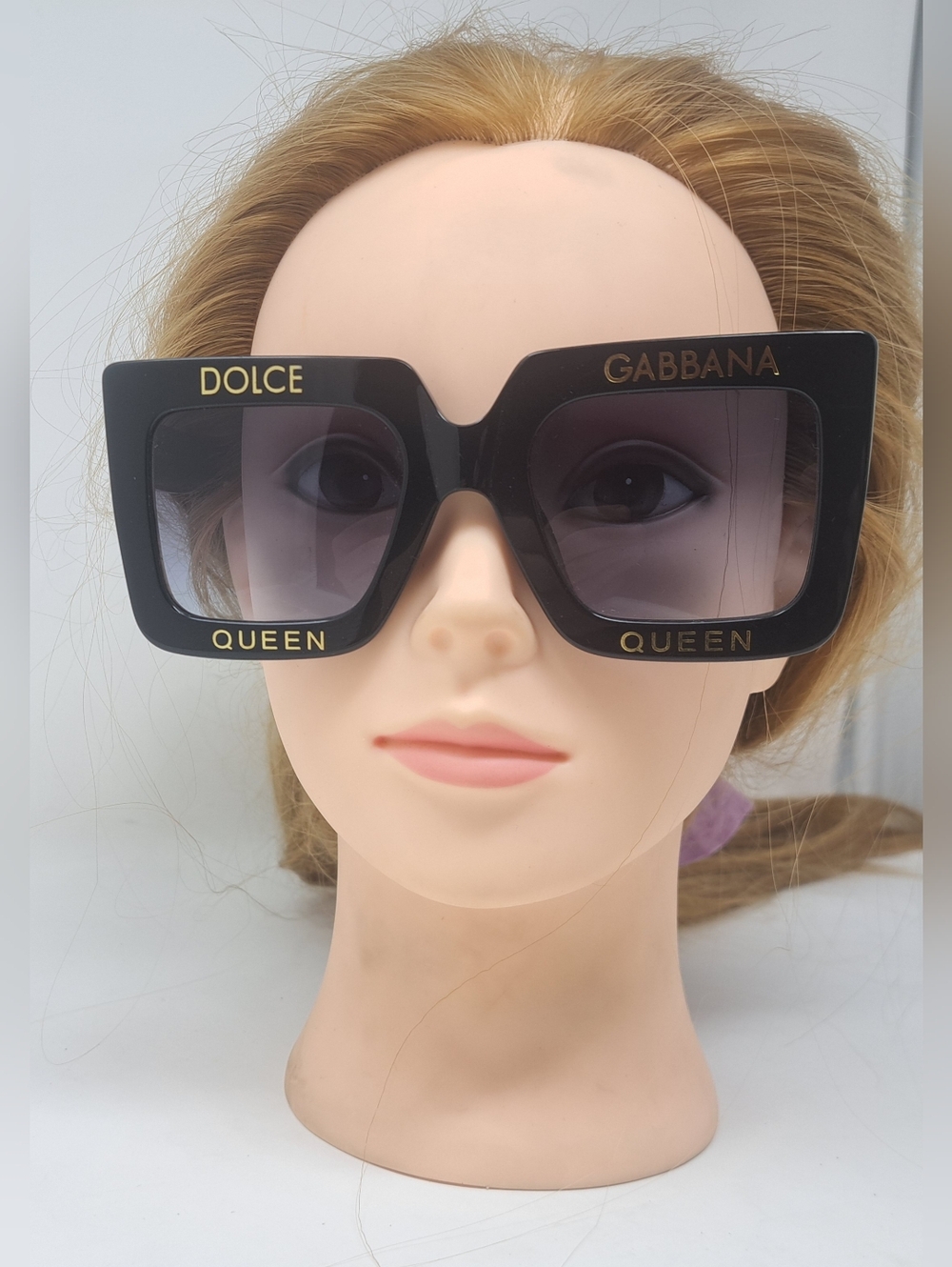 Dolce & Gabbana Women's Sunglasses Oversized Square Queen DG4328 52-24-135 - Picture 6 of 15